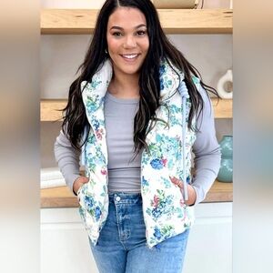Blue Floral Quilted Vest With Hood. Size Large.